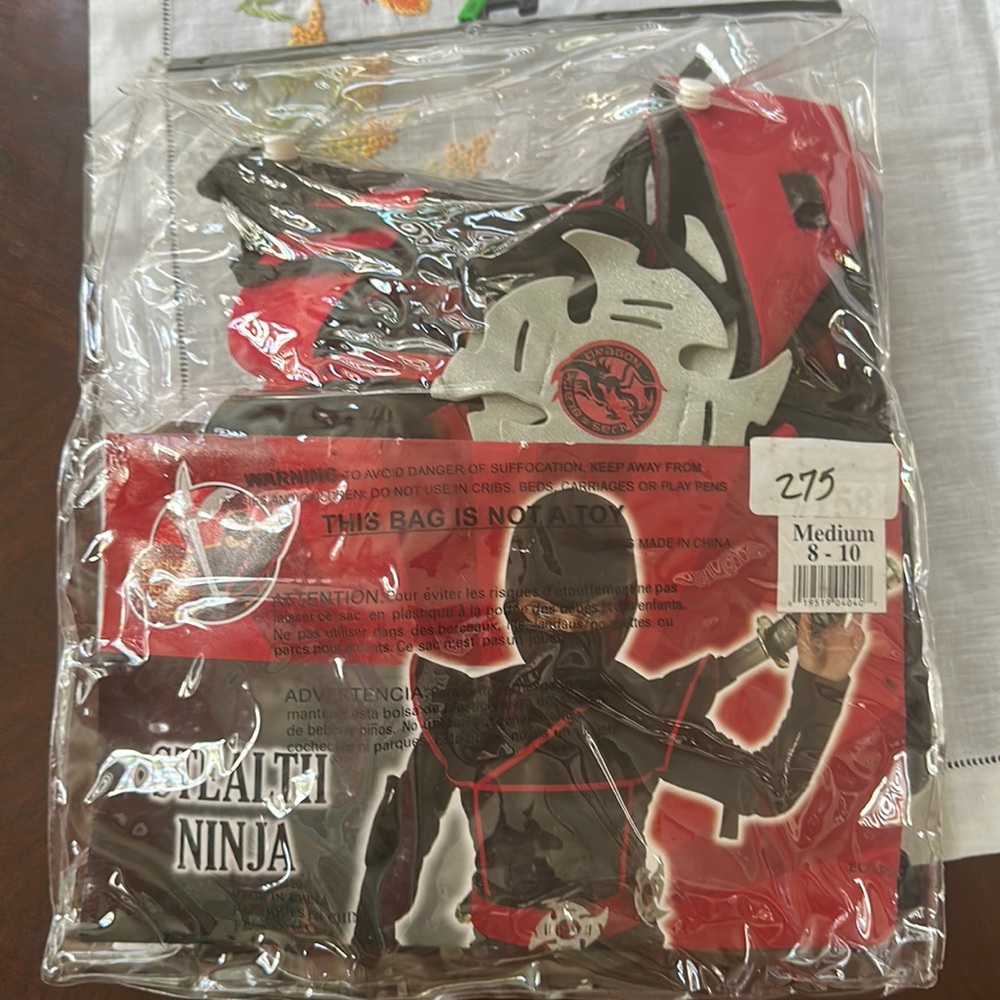 YOUNG CHILD'S NINJA CUSTOME